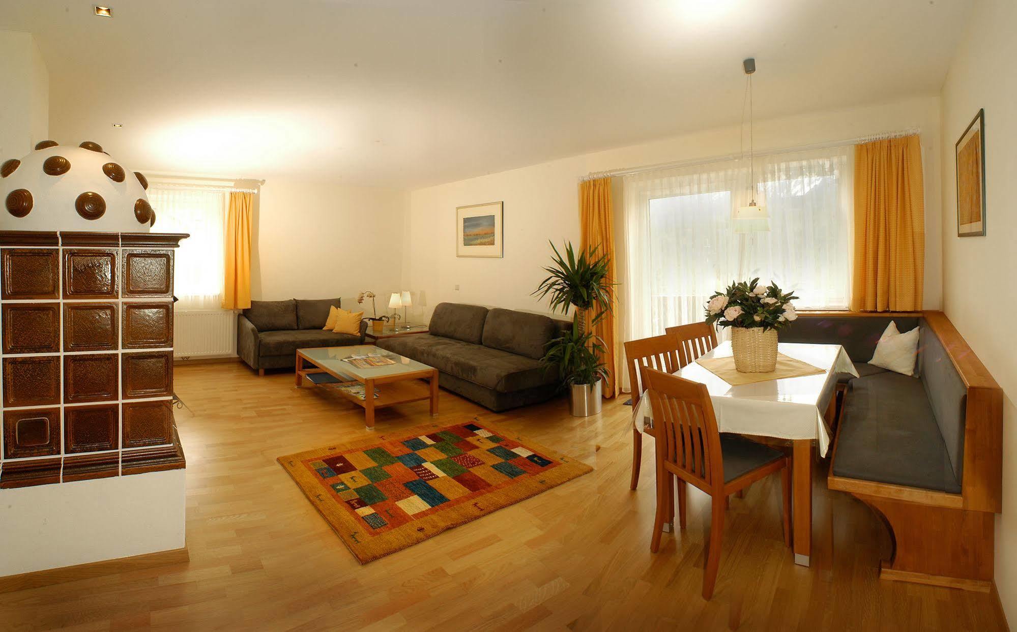 Aparthotel Tritscher シュラートミンク エクステリア 写真